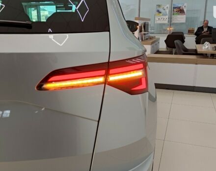 Шкода Karoq, об'ємом двигуна 1.4 л та пробігом 0 тис. км за 30469 $, фото 1 на Automoto.ua