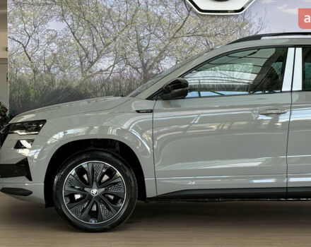 Шкода Karoq, объемом двигателя 1.4 л и пробегом 0 тыс. км за 34937 $, фото 7 на Automoto.ua