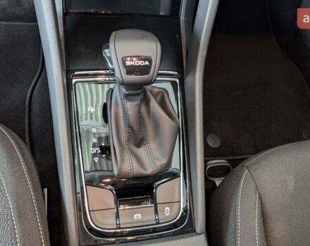 Шкода Karoq, об'ємом двигуна 1.4 л та пробігом 0 тис. км за 29430 $, фото 19 на Automoto.ua