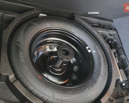 Шкода Karoq, об'ємом двигуна 1.4 л та пробігом 0 тис. км за 31071 $, фото 23 на Automoto.ua