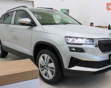 Шкода Karoq, объемом двигателя 1.4 л и пробегом 0 тыс. км за 30803 $, фото 4 на Automoto.ua