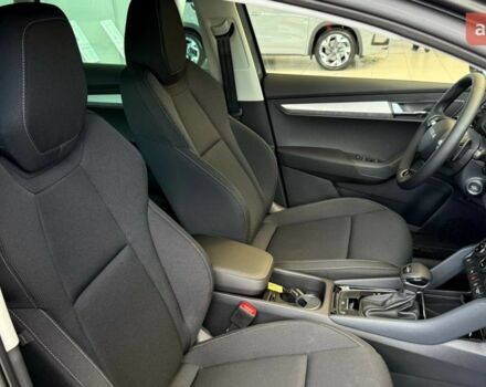 купить новое авто Шкода Karoq 2025 года от официального дилера Автотрейдiнг-Одеса Skoda Шкода фото