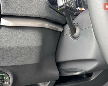 Шкода Karoq, об'ємом двигуна 1.4 л та пробігом 0 тис. км за 30619 $, фото 23 на Automoto.ua