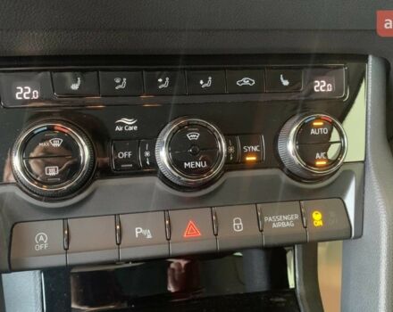 Шкода Karoq, объемом двигателя 1.4 л и пробегом 0 тыс. км за 30924 $, фото 19 на Automoto.ua