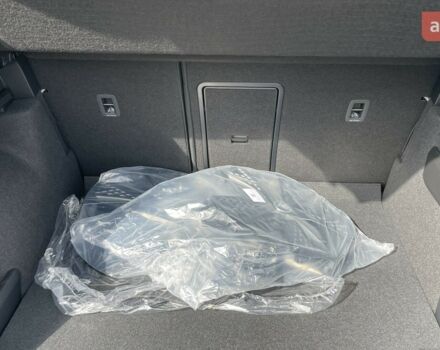 Шкода Karoq, объемом двигателя 1.4 л и пробегом 0 тыс. км за 30855 $, фото 21 на Automoto.ua