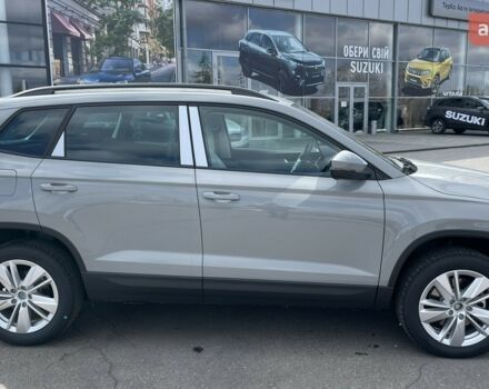 Шкода Karoq, объемом двигателя 1.4 л и пробегом 0 тыс. км за 30855 $, фото 2 на Automoto.ua