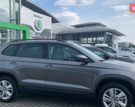 Шкода Karoq, объемом двигателя 1.4 л и пробегом 0 тыс. км за 30998 $, фото 4 на Automoto.ua
