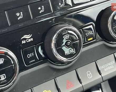 Шкода Karoq, объемом двигателя 1.97 л и пробегом 0 тыс. км за 40317 $, фото 18 на Automoto.ua