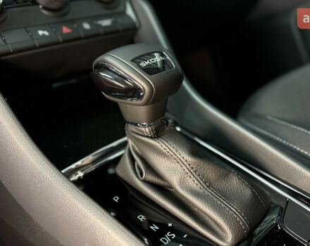 Шкода Karoq, объемом двигателя 1.4 л и пробегом 0 тыс. км за 32874 $, фото 22 на Automoto.ua