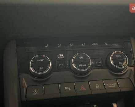 Шкода Karoq, объемом двигателя 1.4 л и пробегом 0 тыс. км за 31278 $, фото 10 на Automoto.ua