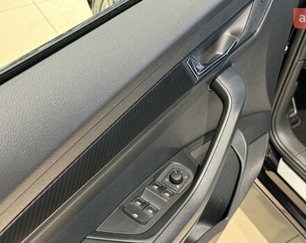 купить новое авто Шкода Karoq 2025 года от официального дилера Автоцентр AUTO.RIA Шкода фото