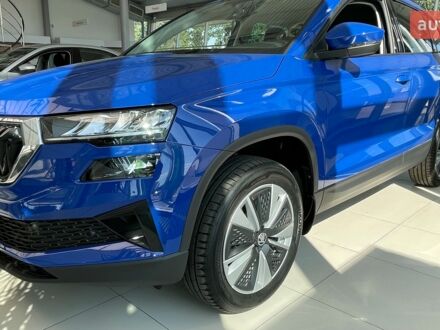 Шкода Karoq 2022 в Киеве на Automoto.ua Шкода Karoq, объемом двигателя 1.4 л и пробегом 0 тыс. км за 30215 $, фото 1 на Automoto.ua