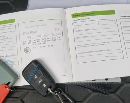 Серый Шкода Karoq, объемом двигателя 1.4 л и пробегом 92 тыс. км за 18699 $, фото 21 на Automoto.ua