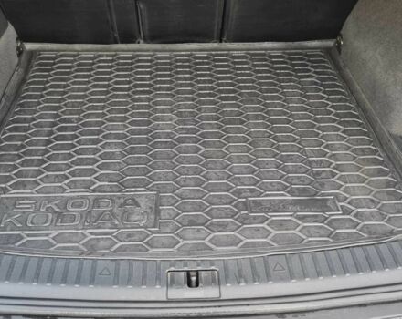 Серый Шкода Karoq, объемом двигателя 1.4 л и пробегом 92 тыс. км за 18699 $, фото 14 на Automoto.ua