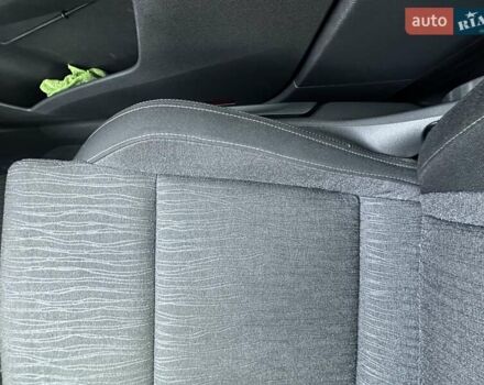 Сірий Шкода Karoq, об'ємом двигуна 1.5 л та пробігом 137 тис. км за 19900 $, фото 27 на Automoto.ua