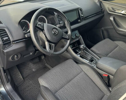 Серый Шкода Karoq, объемом двигателя 1.5 л и пробегом 111 тыс. км за 20500 $, фото 8 на Automoto.ua