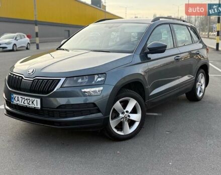 Сірий Шкода Karoq, об'ємом двигуна 1.5 л та пробігом 137 тис. км за 19900 $, фото 5 на Automoto.ua