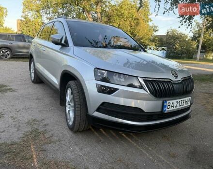 Серый Шкода Karoq, объемом двигателя 2 л и пробегом 220 тыс. км за 18500 $, фото 1 на Automoto.ua