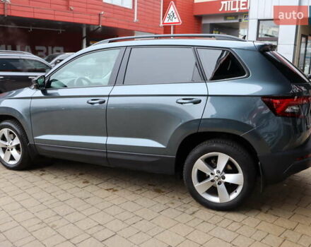 Серый Шкода Karoq, объемом двигателя 1.5 л и пробегом 212 тыс. км за 18900 $, фото 6 на Automoto.ua