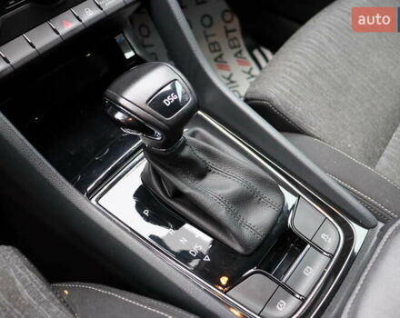 Серый Шкода Karoq, объемом двигателя 1.5 л и пробегом 212 тыс. км за 18900 $, фото 29 на Automoto.ua