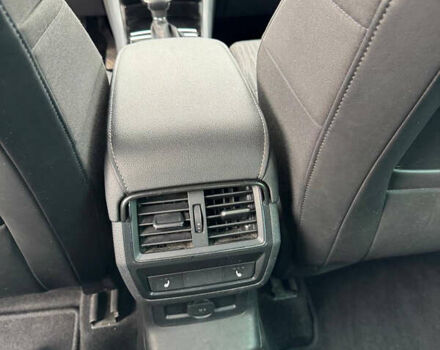 Серый Шкода Karoq, объемом двигателя 1.5 л и пробегом 113 тыс. км за 18000 $, фото 10 на Automoto.ua