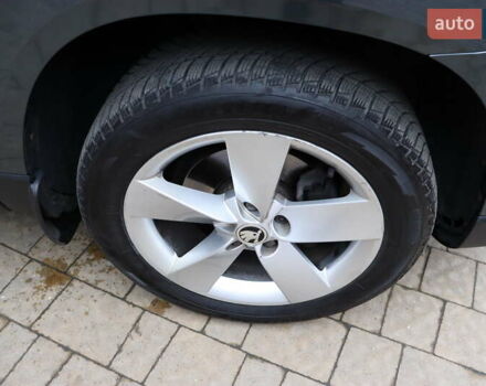 Серый Шкода Karoq, объемом двигателя 1.5 л и пробегом 212 тыс. км за 18900 $, фото 3 на Automoto.ua