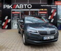 Серый Шкода Karoq, объемом двигателя 1.5 л и пробегом 212 тыс. км за 18900 $, фото 1 на Automoto.ua