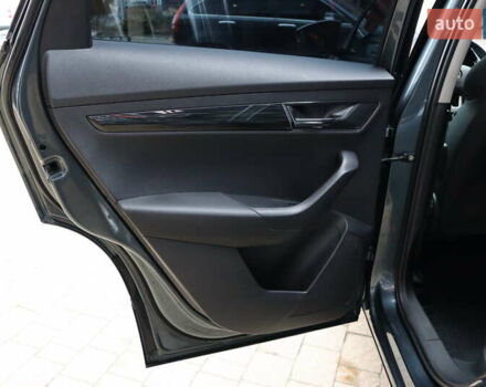 Серый Шкода Karoq, объемом двигателя 1.5 л и пробегом 212 тыс. км за 18900 $, фото 31 на Automoto.ua