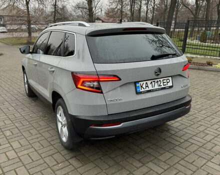 Сірий Шкода Karoq, об'ємом двигуна 1.5 л та пробігом 114 тис. км за 18700 $, фото 4 на Automoto.ua