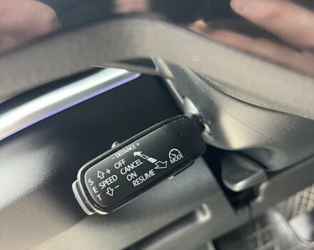 Сірий Шкода Karoq, об'ємом двигуна 1.5 л та пробігом 260 тис. км за 19999 $, фото 27 на Automoto.ua