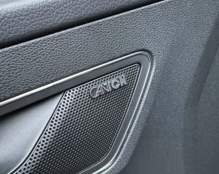 Сірий Шкода Karoq, об'ємом двигуна 1.5 л та пробігом 114 тис. км за 18700 $, фото 12 на Automoto.ua