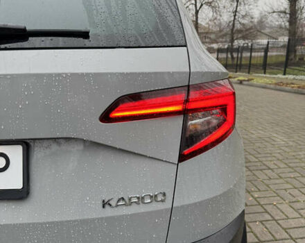 Сірий Шкода Karoq, об'ємом двигуна 1.5 л та пробігом 114 тис. км за 18700 $, фото 6 на Automoto.ua