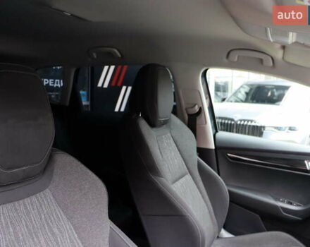 Серый Шкода Karoq, объемом двигателя 1.5 л и пробегом 212 тыс. км за 18900 $, фото 44 на Automoto.ua