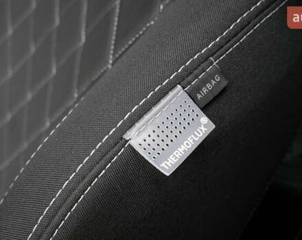 Сірий Шкода Karoq, об'ємом двигуна 0 л та пробігом 148 тис. км за 29990 $, фото 32 на Automoto.ua