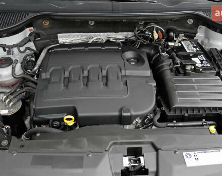 Сірий Шкода Karoq, об'ємом двигуна 0 л та пробігом 148 тис. км за 29990 $, фото 75 на Automoto.ua