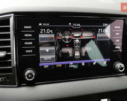 Сірий Шкода Karoq, об'ємом двигуна 0 л та пробігом 148 тис. км за 29990 $, фото 52 на Automoto.ua