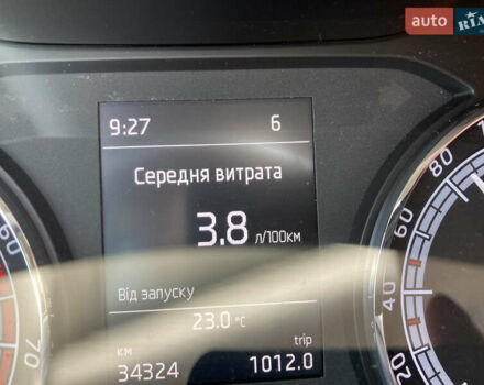 Серый Шкода Karoq, объемом двигателя 1 л и пробегом 65 тыс. км за 16999 $, фото 13 на Automoto.ua