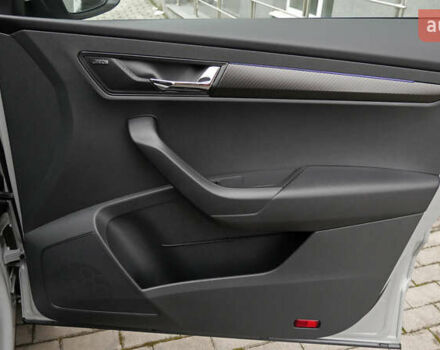 Сірий Шкода Karoq, об'ємом двигуна 0 л та пробігом 148 тис. км за 29990 $, фото 62 на Automoto.ua