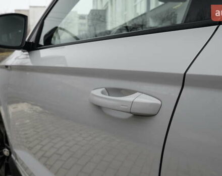 Сірий Шкода Karoq, об'ємом двигуна 0 л та пробігом 148 тис. км за 29990 $, фото 23 на Automoto.ua