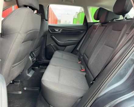 Серый Шкода Karoq, объемом двигателя 1.4 л и пробегом 127 тыс. км за 18300 $, фото 17 на Automoto.ua