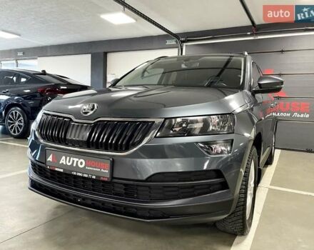 Сірий Шкода Karoq, об'ємом двигуна 1.5 л та пробігом 76 тис. км за 22900 $, фото 3 на Automoto.ua