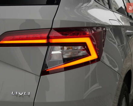 Сірий Шкода Karoq, об'ємом двигуна 0 л та пробігом 148 тис. км за 29990 $, фото 18 на Automoto.ua