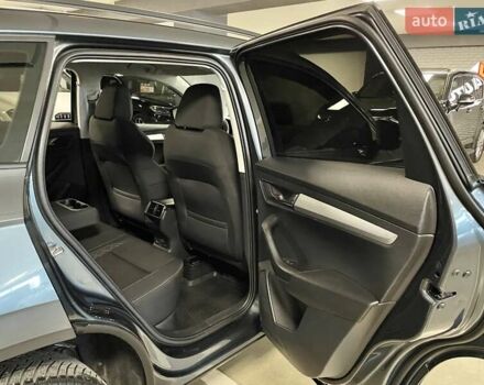 Сірий Шкода Karoq, об'ємом двигуна 1.5 л та пробігом 76 тис. км за 22900 $, фото 31 на Automoto.ua