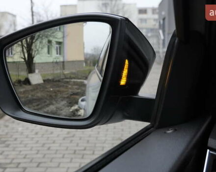 Сірий Шкода Karoq, об'ємом двигуна 0 л та пробігом 148 тис. км за 29990 $, фото 24 на Automoto.ua