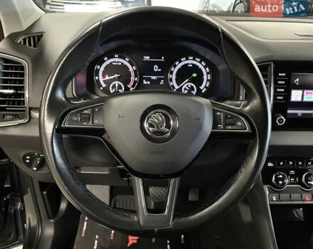Сірий Шкода Karoq, об'ємом двигуна 1.5 л та пробігом 76 тис. км за 22900 $, фото 39 на Automoto.ua