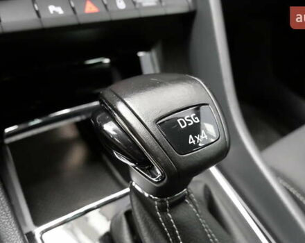 Сірий Шкода Karoq, об'ємом двигуна 0 л та пробігом 148 тис. км за 29990 $, фото 59 на Automoto.ua