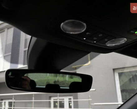 Сірий Шкода Karoq, об'ємом двигуна 0 л та пробігом 148 тис. км за 29990 $, фото 33 на Automoto.ua