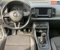 Серый Шкода Karoq, объемом двигателя 1 л и пробегом 65 тыс. км за 16999 $, фото 8 на Automoto.ua