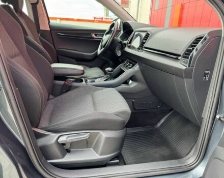 Серый Шкода Karoq, объемом двигателя 1.4 л и пробегом 127 тыс. км за 18300 $, фото 19 на Automoto.ua