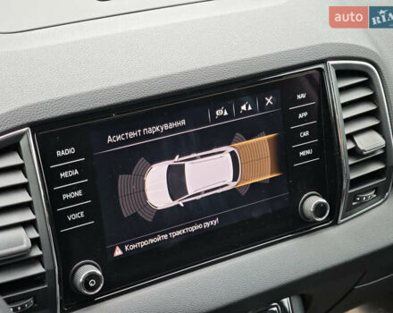 Серый Шкода Karoq, объемом двигателя 2 л и пробегом 184 тыс. км за 23999 $, фото 38 на Automoto.ua